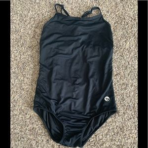 This could fit 11-15 and definitely fits medium